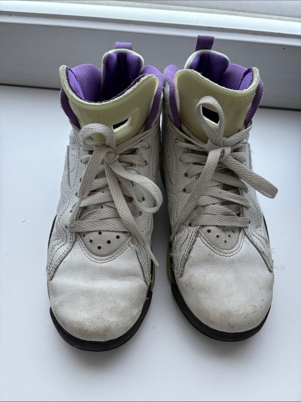 Nike Air Jordan 6 rings Kids White, Purple and Cream High-Top Sneakers